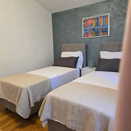 Holiday home Kuca Za Odmor Rajcic *