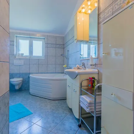 Kuca Za Odmor Rajcic * Unesic