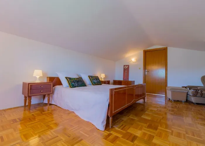 Kuca Za Odmor Rajcic * Unesic